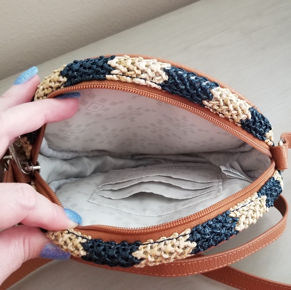Crossbody - Picture 2 of 2